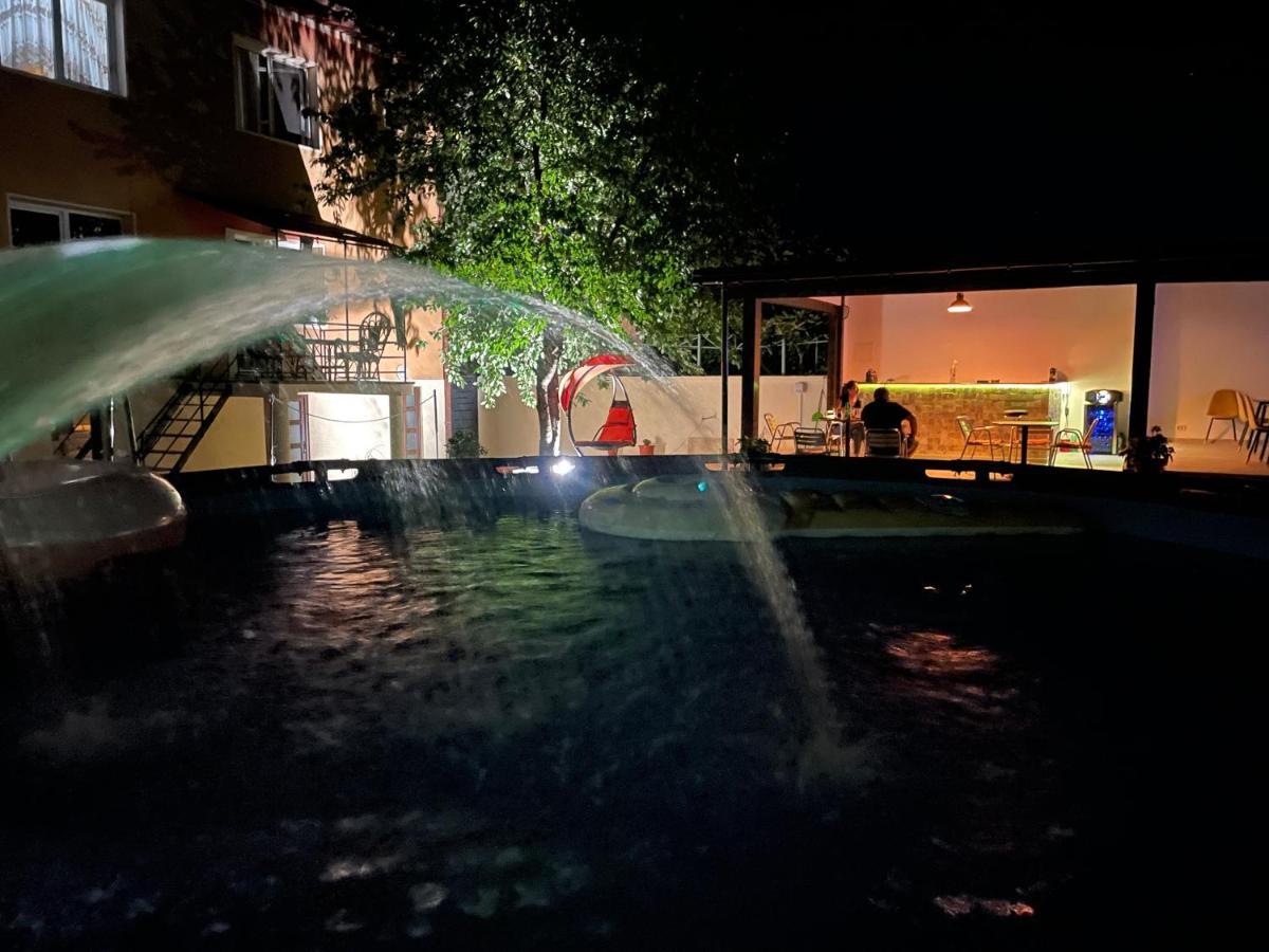 Vila Pretty Garden Orşova Exteriér fotografie